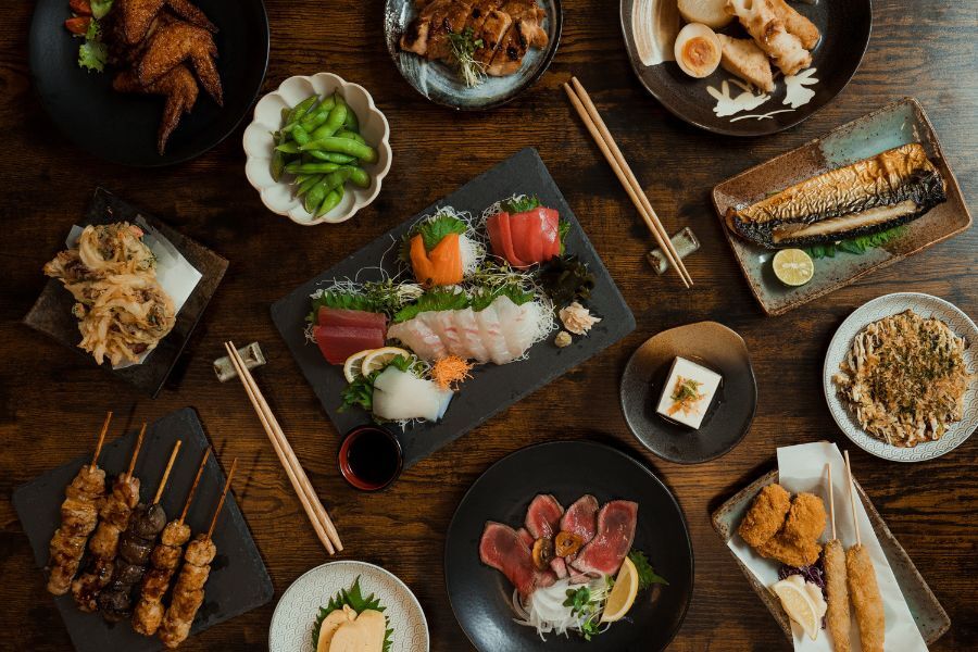 A Japanese-themed dinner party spread