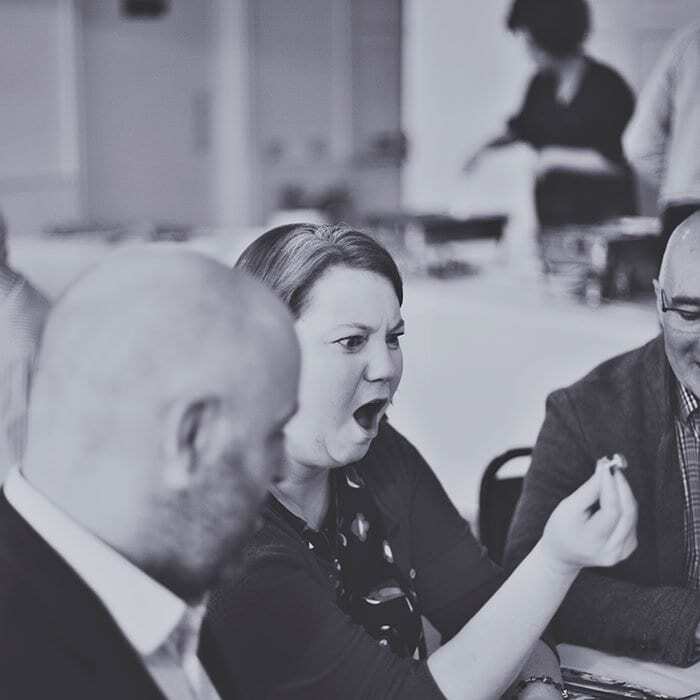 West Midlands Magician stuns lady