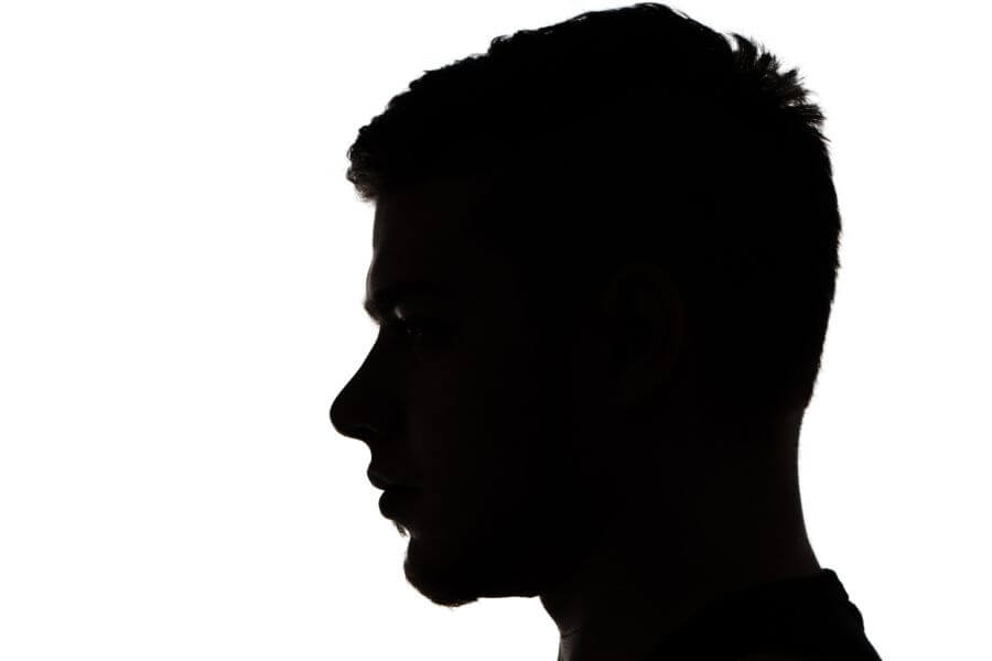 Finished black-paper silhouette portrait souvenir