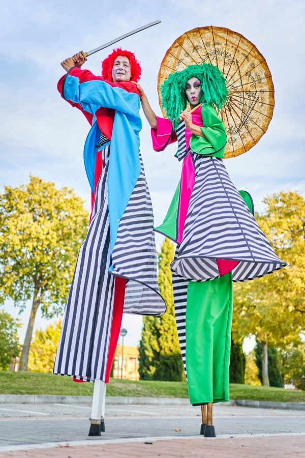Stilt walker entertaining guests at a corporate fun day