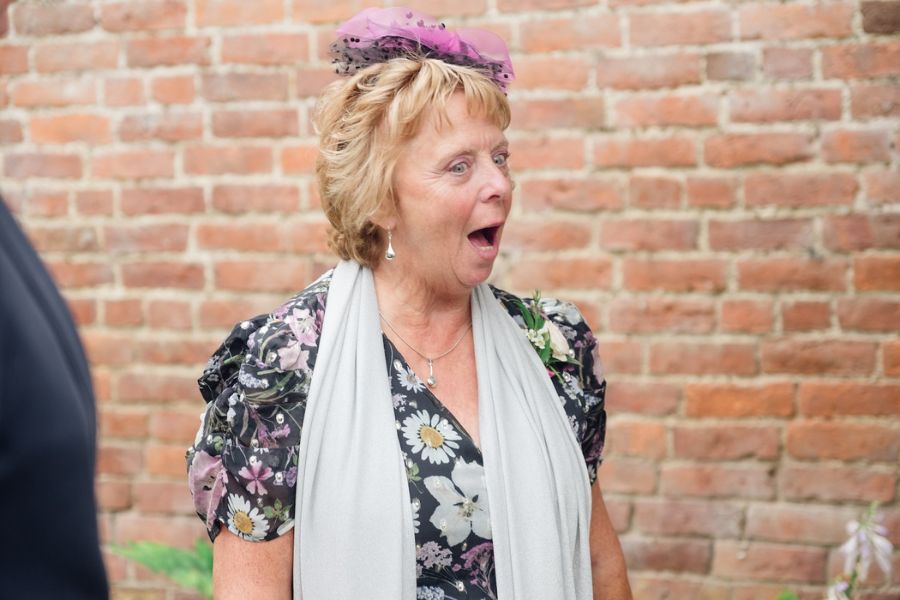 A mentalist performing mind reading for an audience