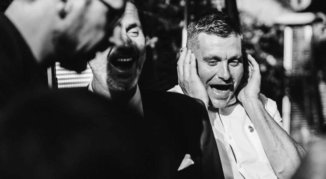Wedding guest jaw-dropping reaction to magic