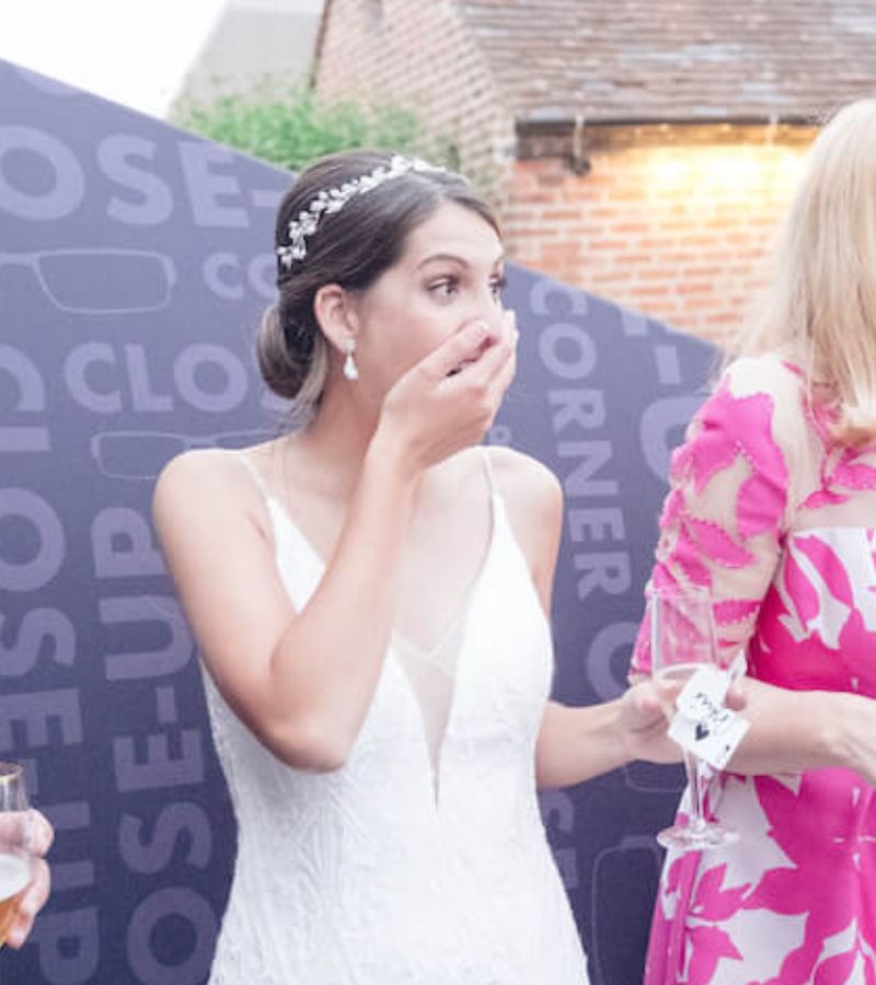 Wedding magician — bride reacting in disbelief