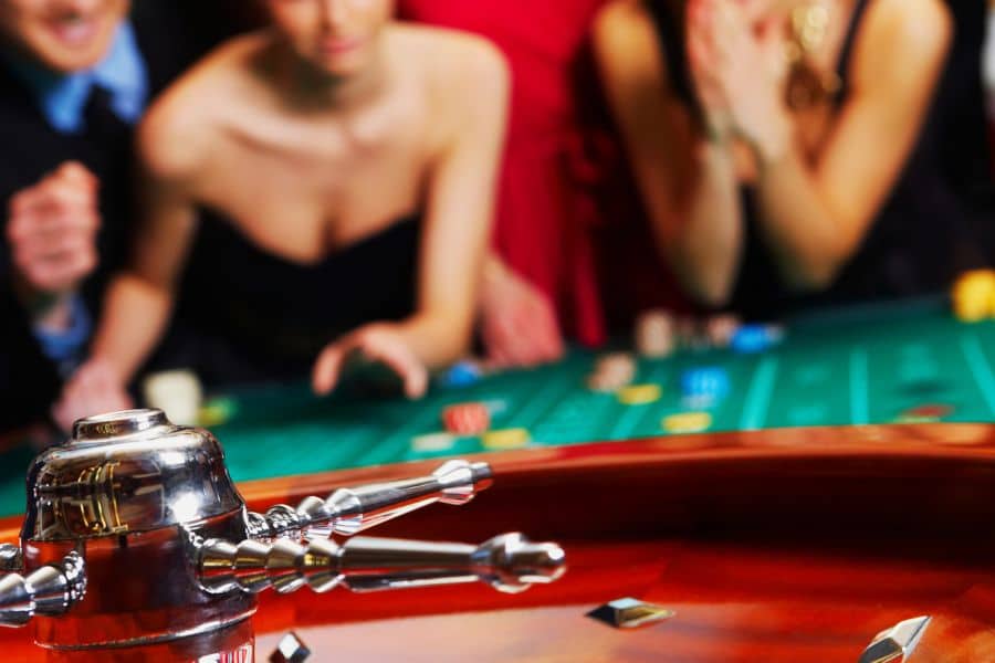 Casino night - unique 40th birthday party themes