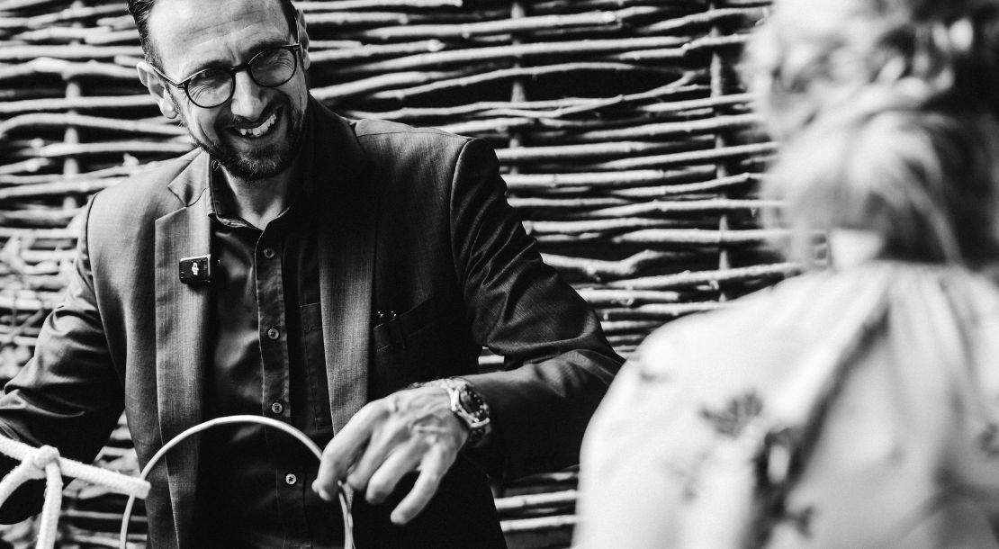 How to choose a wedding magician