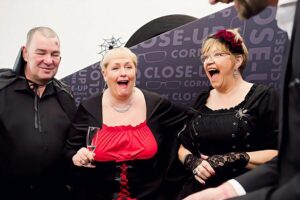 Magician Nottingham5 laughing ladies