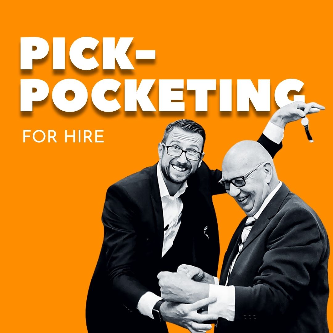 ✨Close-Up Chris✨ pickpocket