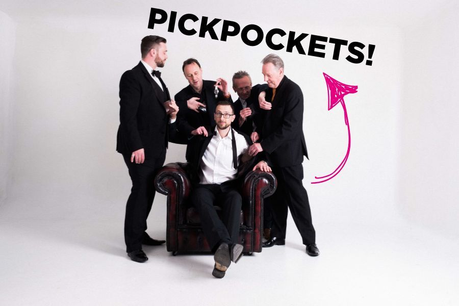 What Services Do Close-Up Magic Entertainers Include?