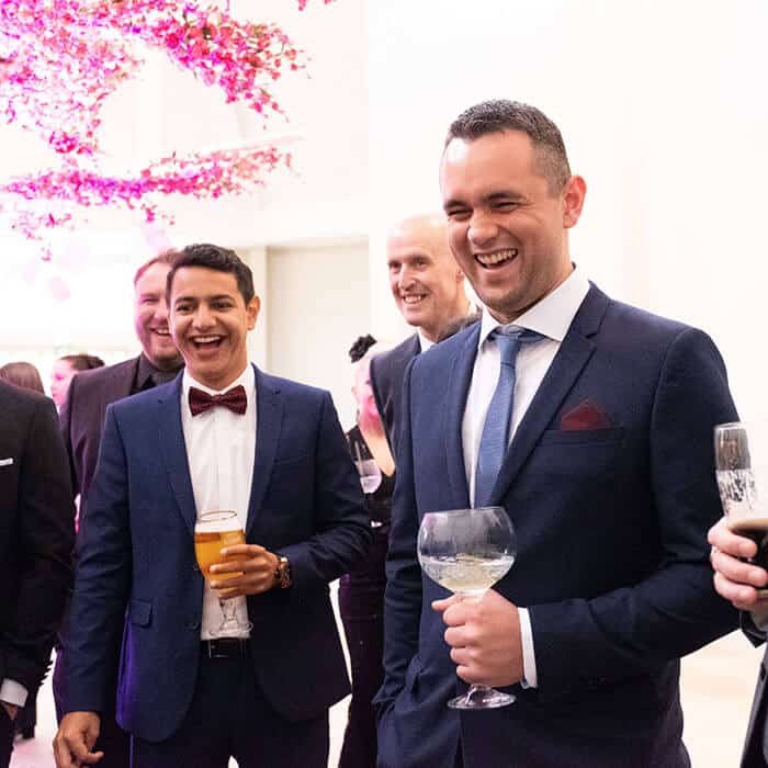 close-up magician booking