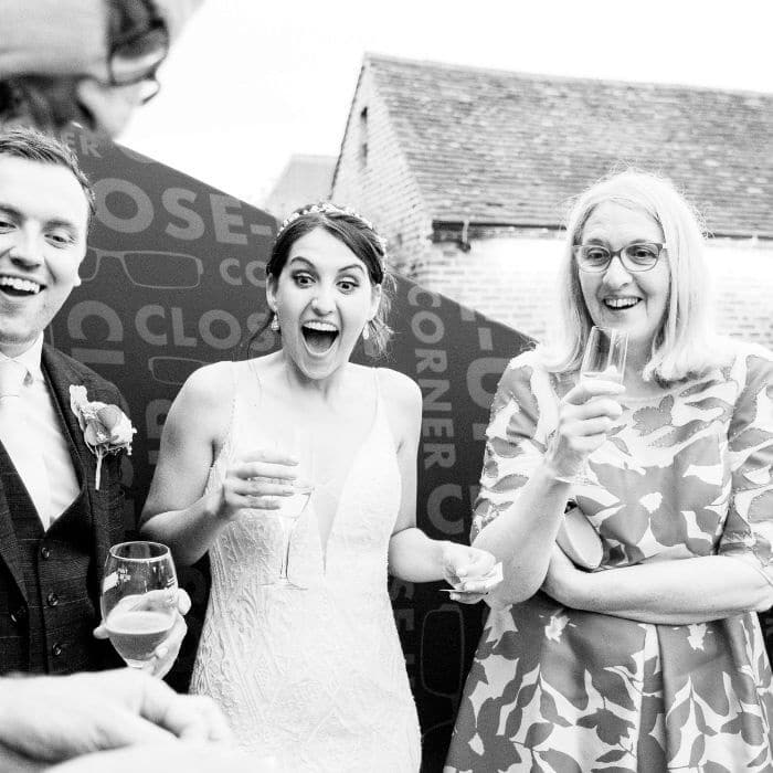 wedding entertainment at mythe barn