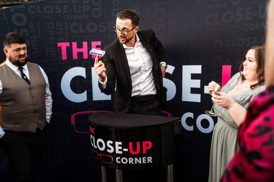 When is the Best Time to Have a Wedding Magician9 Chris the magician