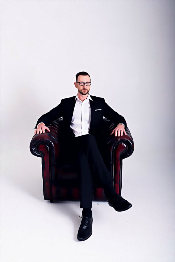 Close-UP Chris entertainment for corporate events