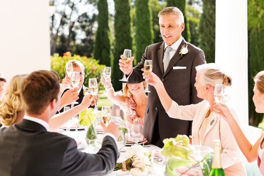 3 hire a wedding videographer