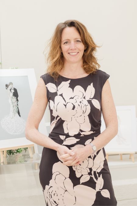 Lucy, live wedding event artist