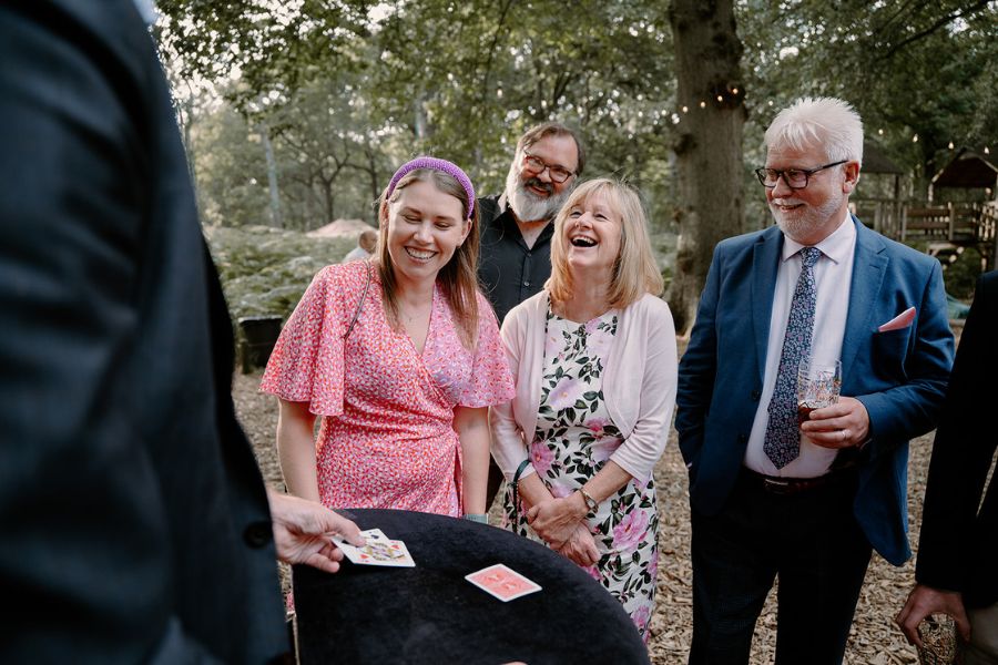 card tricks at wedding