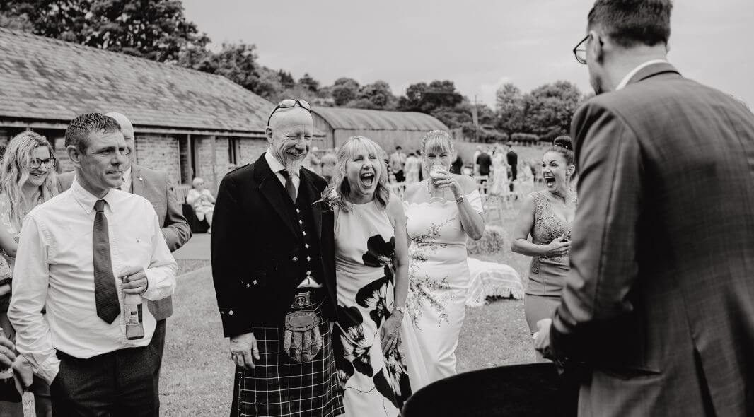 Wedding guest feedback review for Close-Up Chris